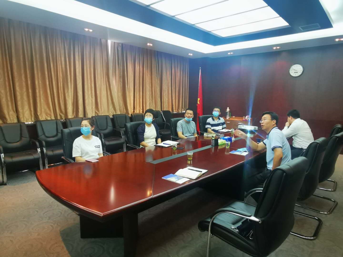 沐鸣娱乐财务总监孔幸峰率队访问北京市天竺综合保税区管理委员会