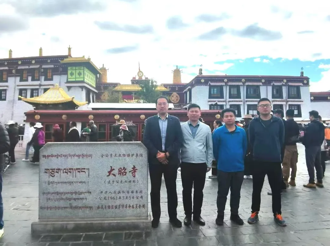 沐鸣娱乐科技参观大昭寺：汲千年建寺智慧，促企业转型发展